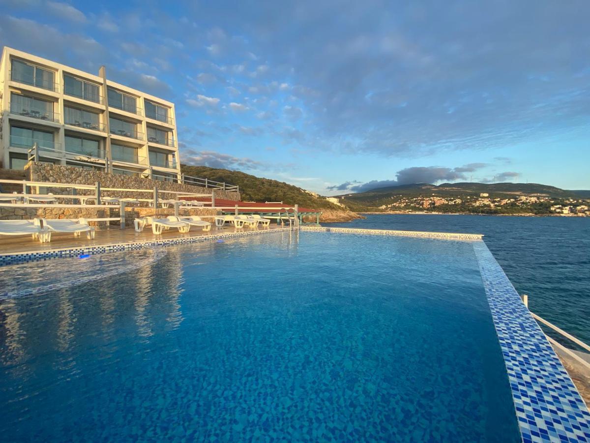 Apartments Komina Utjeha Dış mekan fotoğraf