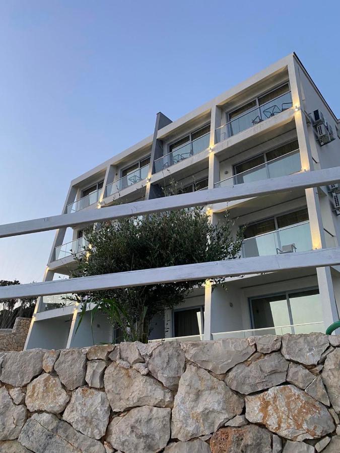 Apartments Komina Utjeha Dış mekan fotoğraf