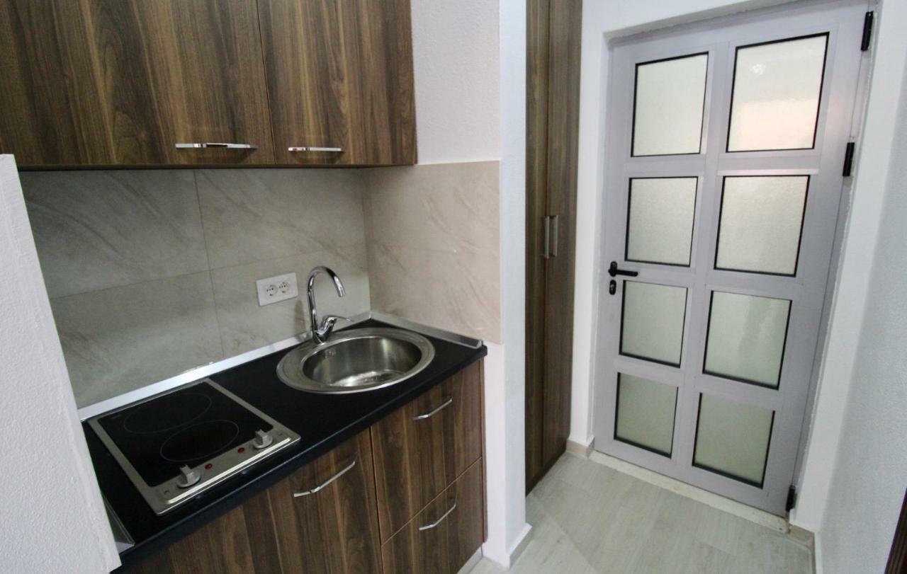 Apartments Komina Utjeha Dış mekan fotoğraf