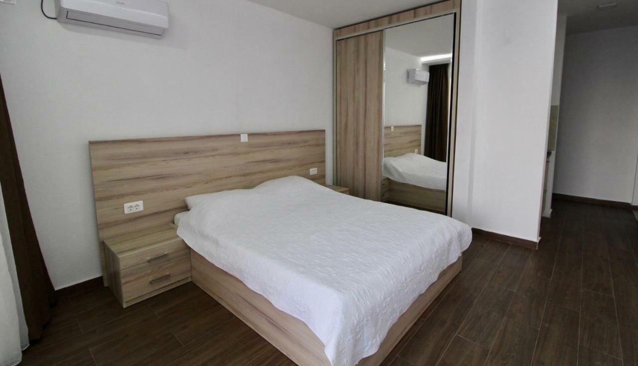 Apartments Komina Utjeha Dış mekan fotoğraf